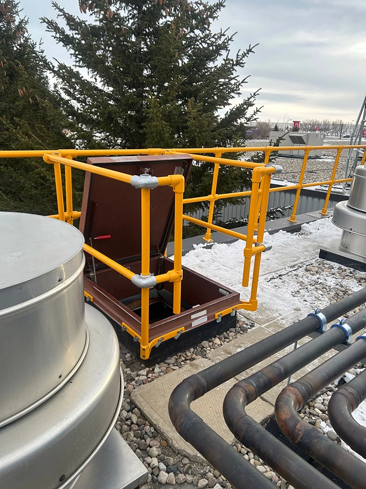 Protection contre les chutes sur les toits / Garde-corps / Kee Hatch