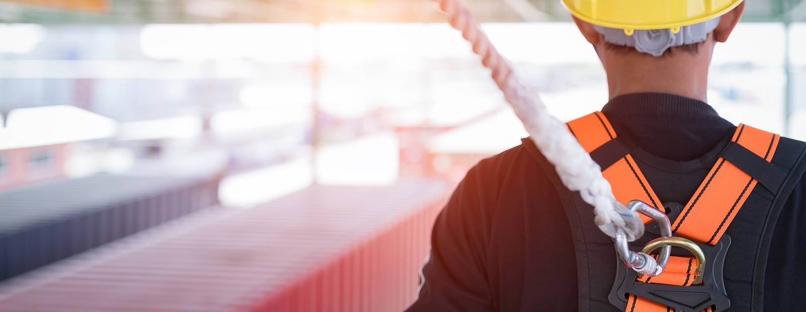 Copy Cropped Bigstock Construction Worker Wearing Sa 260364931