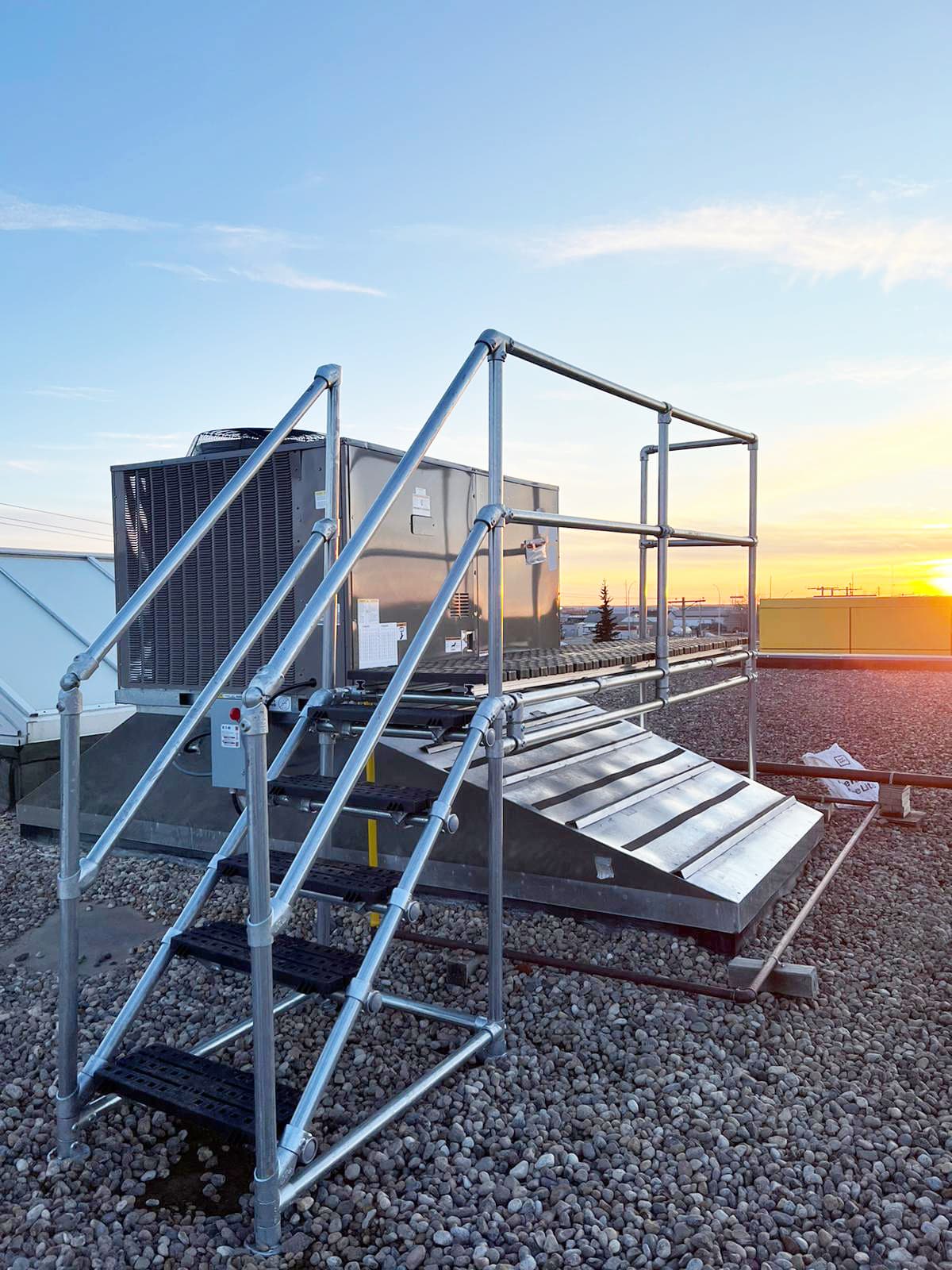Kee Platform / Plateformes personnalisées / Plateformes de travail / Plateformes d’accès et d’entretien / Protection contre les chutes / Plateforme d’accès