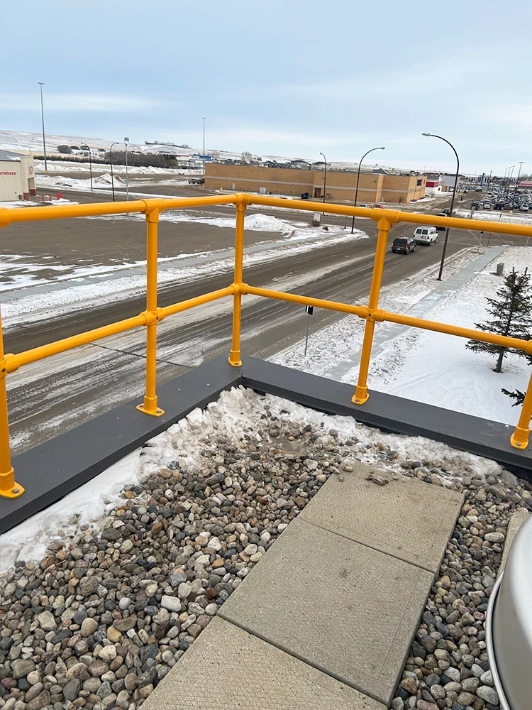 Kee Klamp / Protection contre les chutes sur les toits / barrières de sécurité / systèmes de garde-corps
