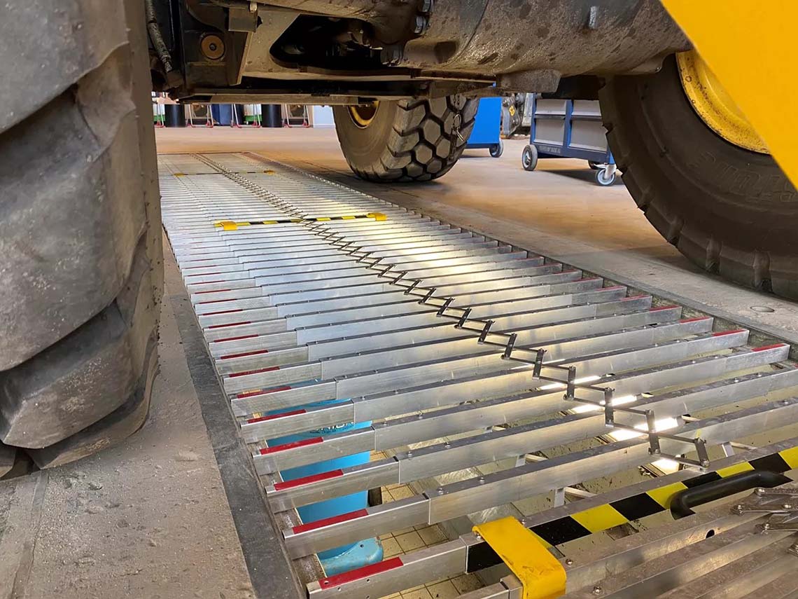 Gev Nl Prj Maha Explora Pit Protect 235Rt Medium