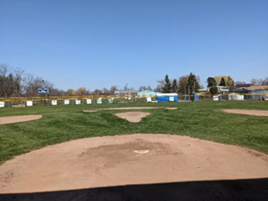 Keegiving Field